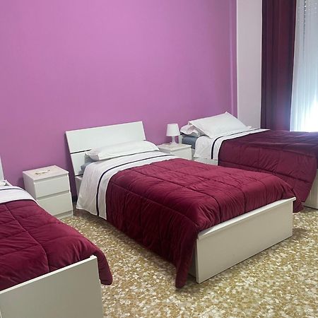 Aeroporto Room Azzano San Paolo Exteriér fotografie
