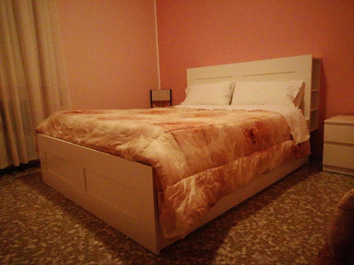 Aeroporto Room Azzano San Paolo Exteriér fotografie